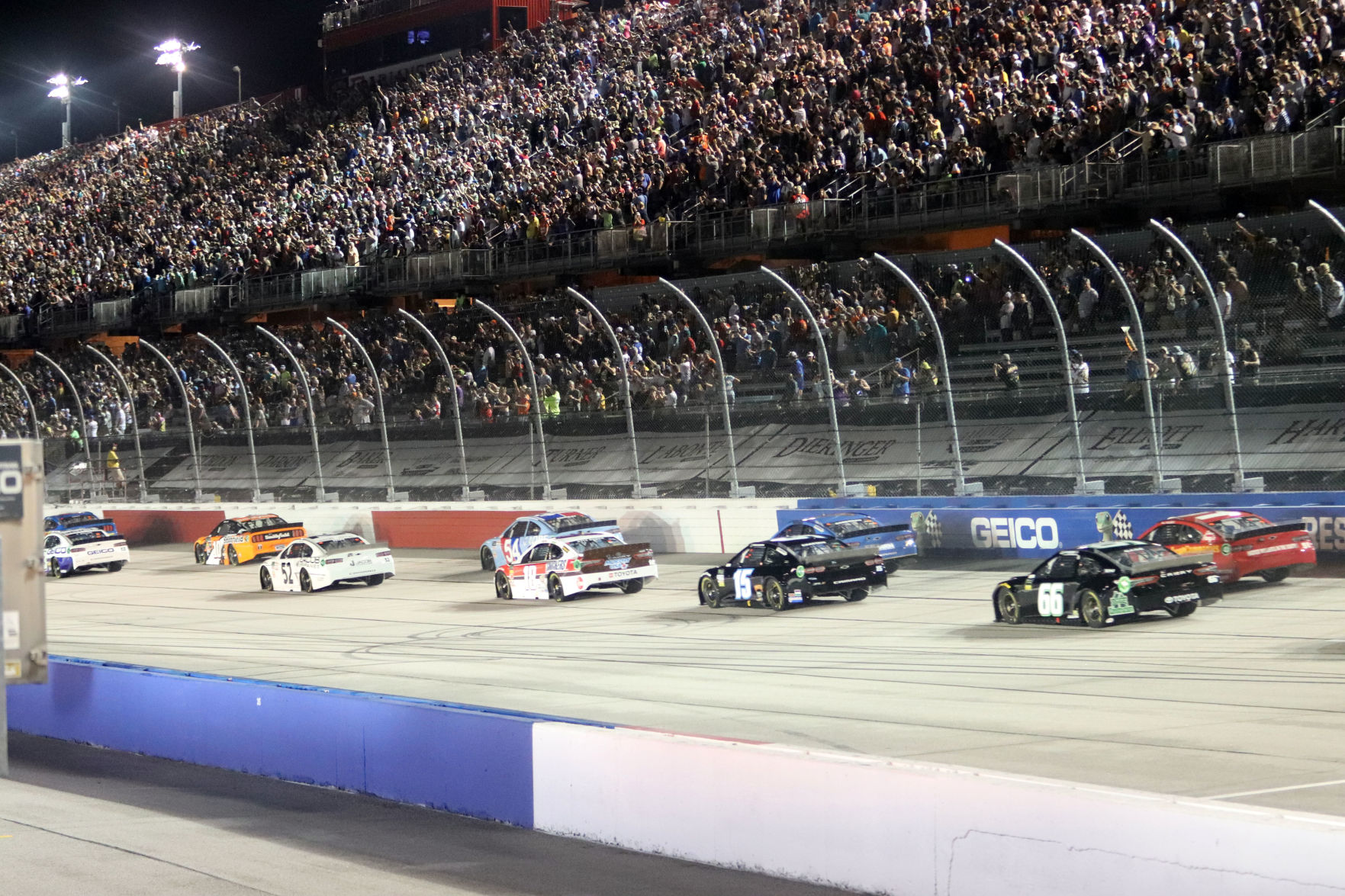 Southern 500 (5).JPG